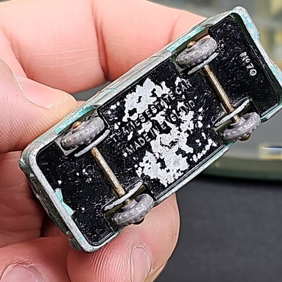 Lesney Budgie Diecast Buses And Vans 4pcs Total Vintage Collectibles England - Picture 8 of 13